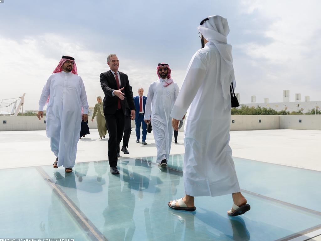 ឥទ្ធិពលនៃការវិភាគក្នុងបច្ចេកវិទ្យាសម័យថ្មី